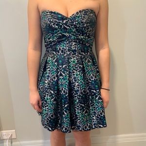 BCBG MAXAZRIA strapless dress size 4